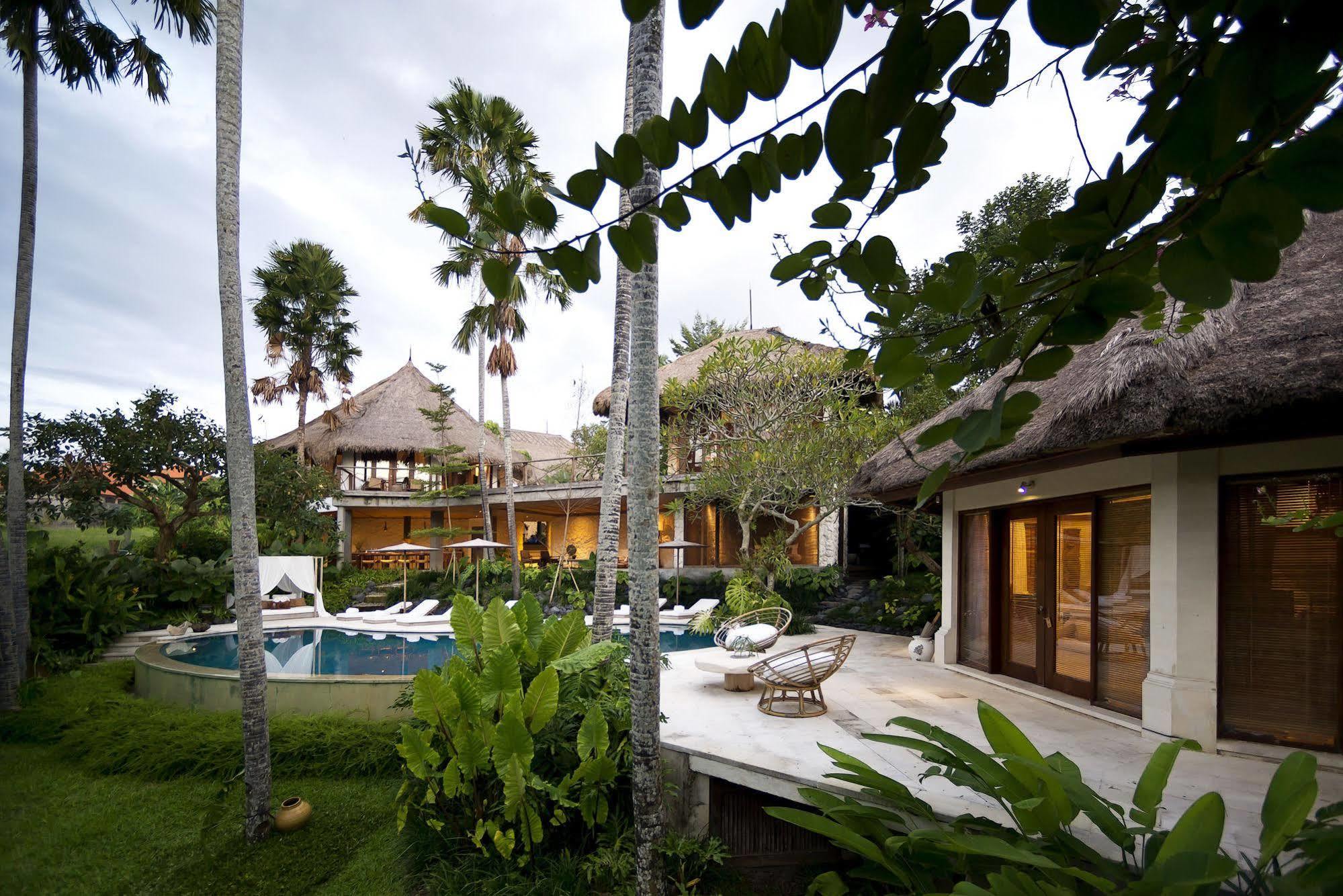 Planta Boutique Resort Canggu Exterior foto